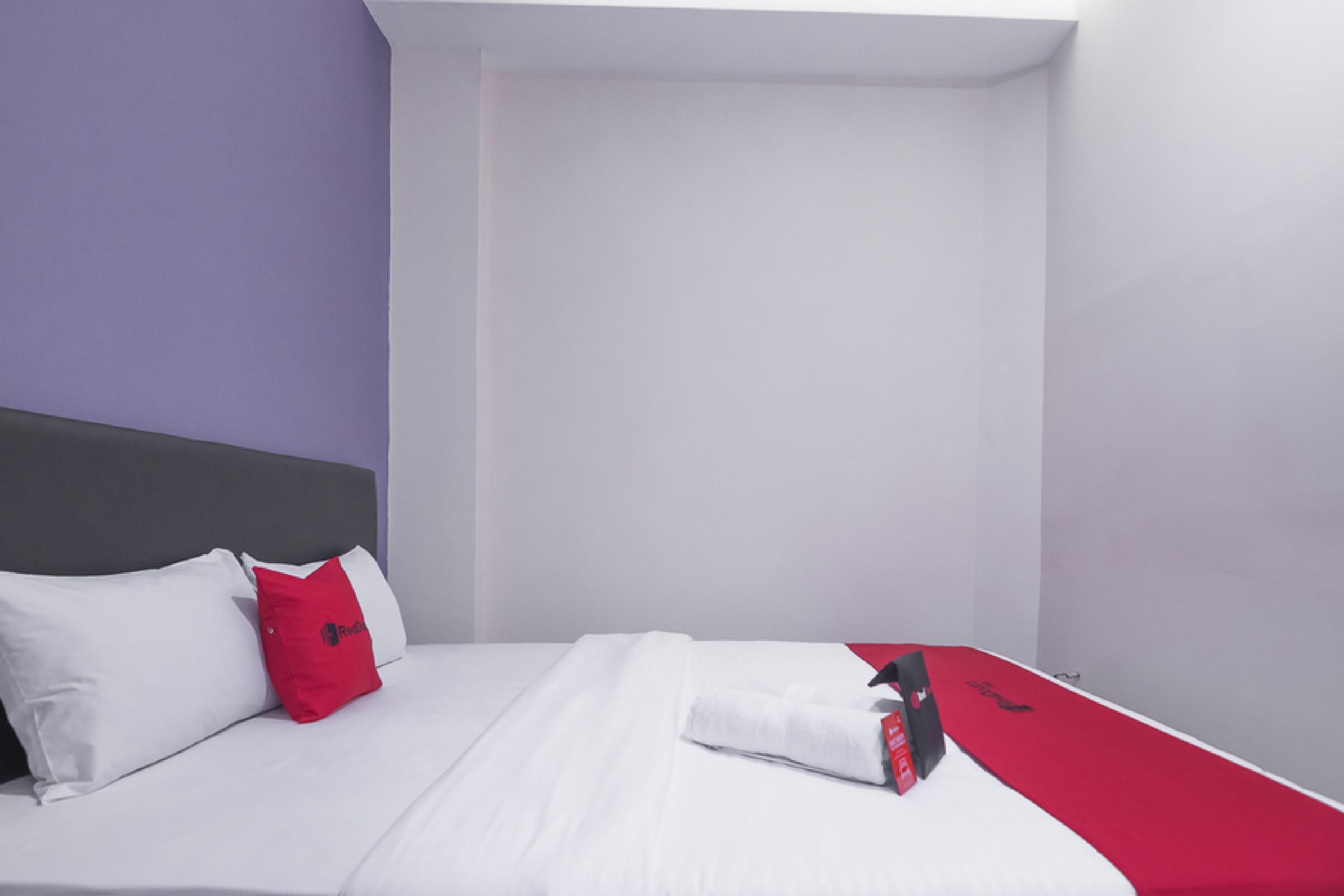 Hotel Reddoorz Near Itc Mangga Dua Yakarta Exterior foto
